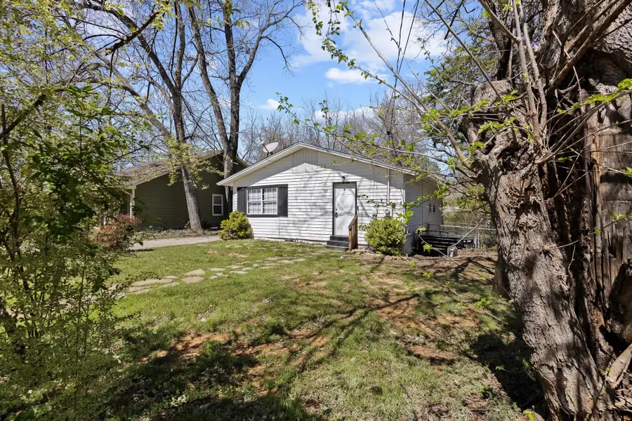 907 Thatcher Street, Denison, TX 75020 - #3