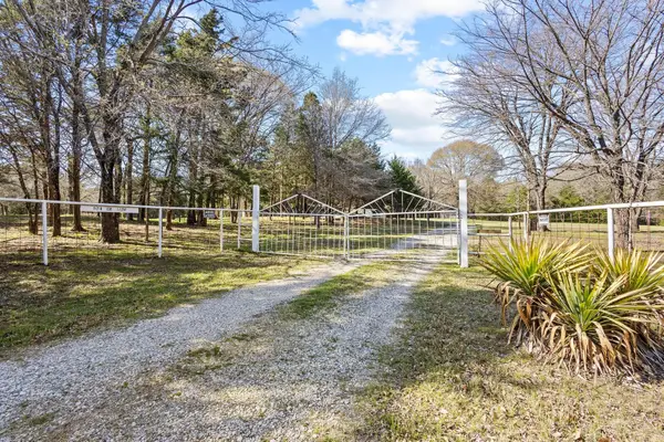 528 County Road 1120, Ravenna, TX 75476