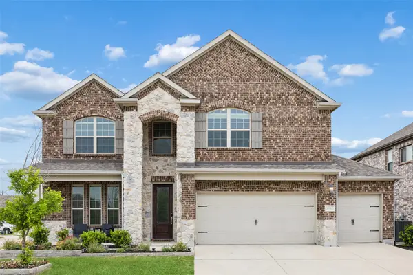 1940 Tomahawk Trail, Aubrey, TX 76227