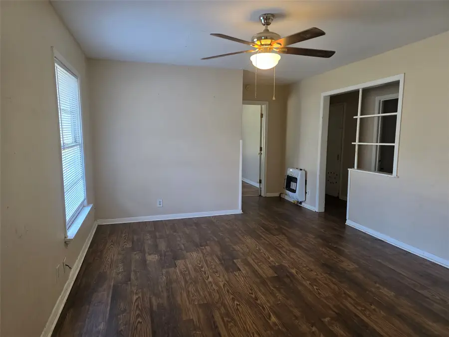 1205 N Anglin Street, Cleburne, TX 76031 - #2