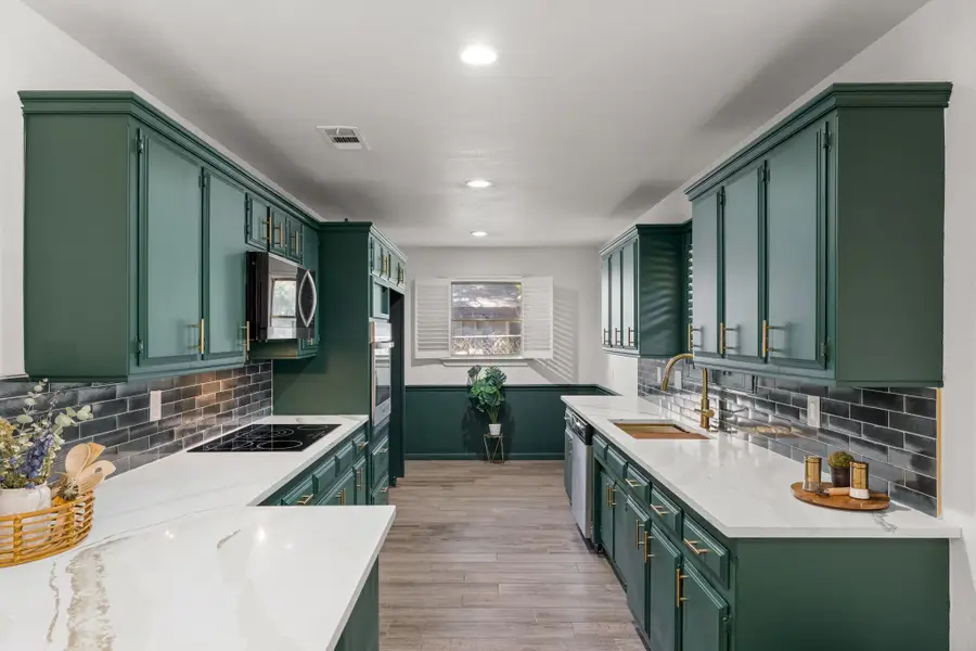 5605 Wales Avenue, Fort Worth, TX 76133 - #3