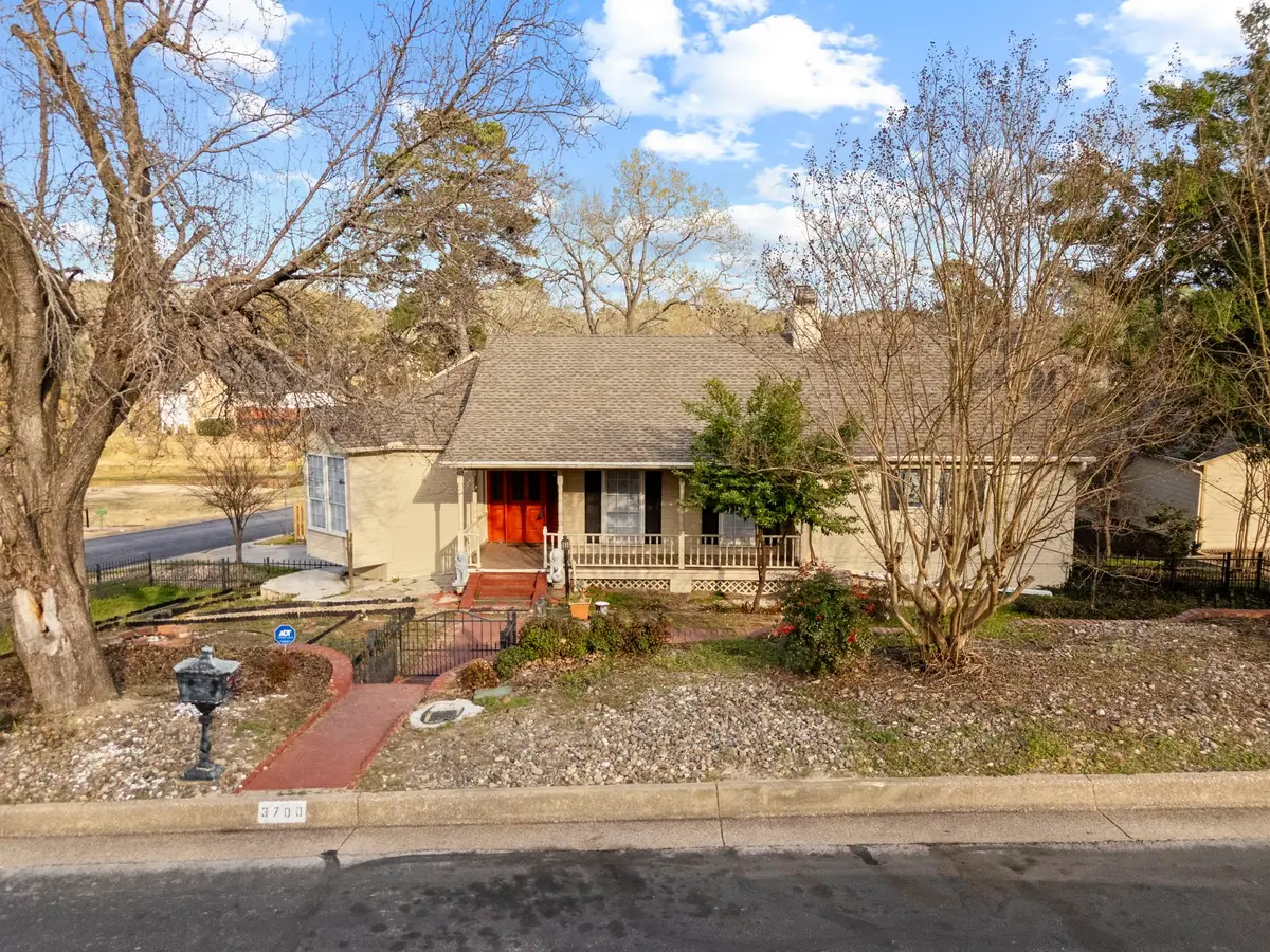 3700 Lake Vista Circle, Tyler, TX 75707 - #1
