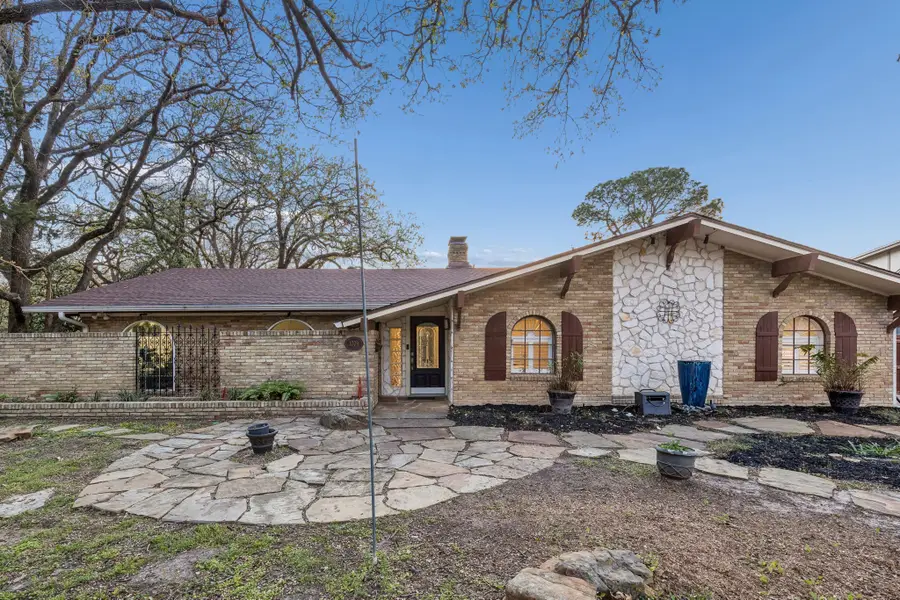 1709 Timbers Drive, Irving, TX 75061 - #2