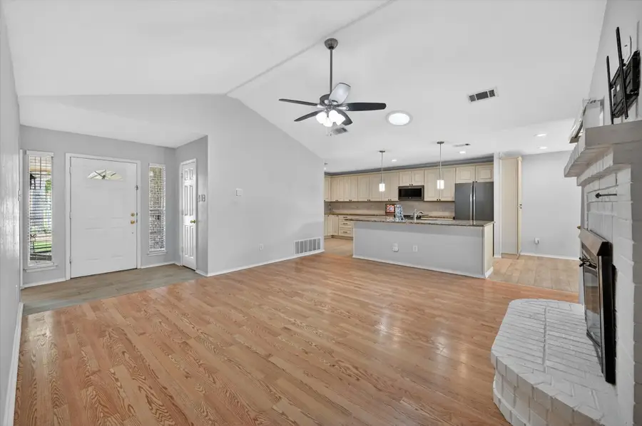 1406 Kynette Drive, Euless, TX 76040 - #3