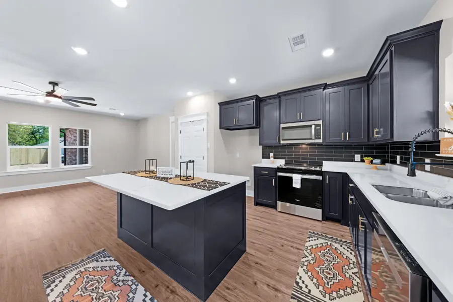 808 Jefferson Street E, Sulphur Springs, TX 75482 - #3