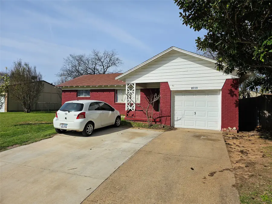 1409 Barbara Drive, Irving, TX 75060 - #2