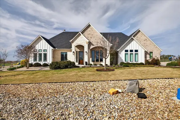 3017 Infinity Drive, Weatherford, TX 76087