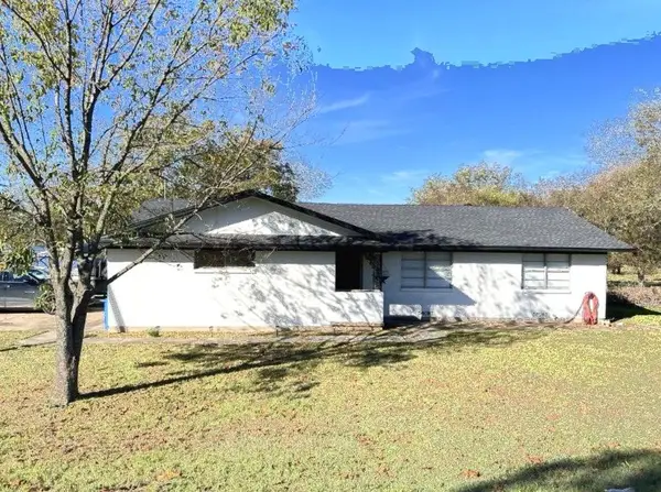 401 N Lee Street, Valley View, TX 76272