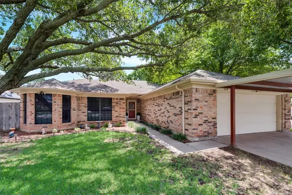 579 S Hitt Street, Boyd, TX 76023