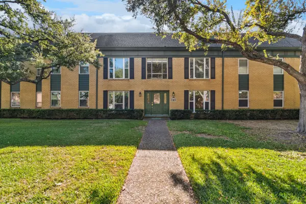 6004 E University Boulevard #131, Dallas, TX 75206