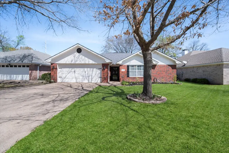 328 Northwood Boulevard, Corsicana, TX 75110 - #2