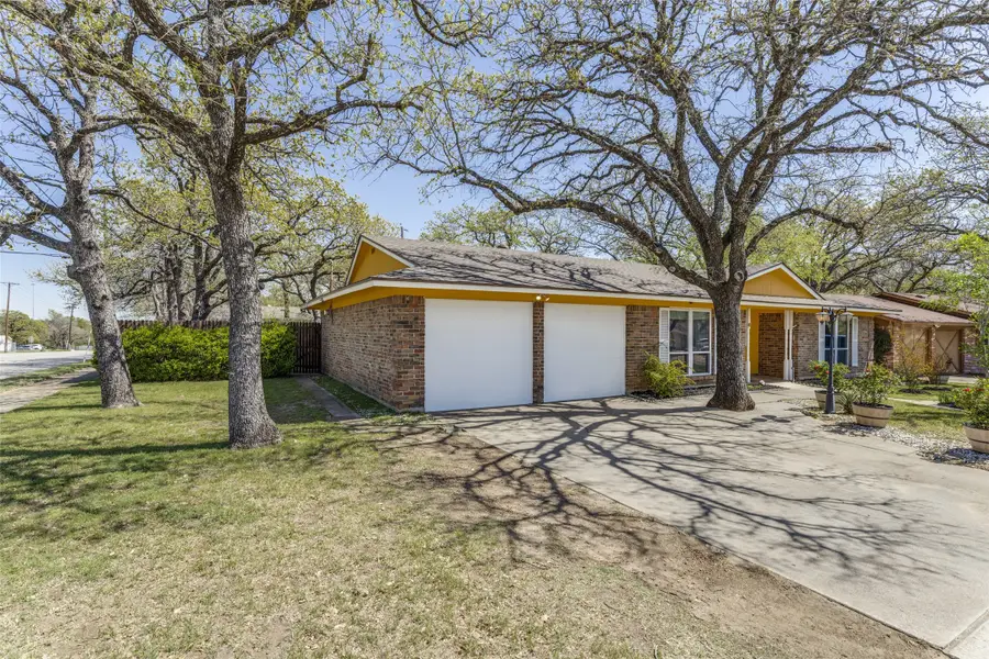 41 Regents Park, Bedford, TX 76022 - #2