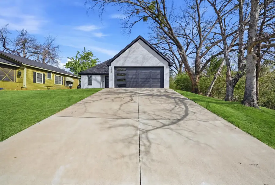 1523 W Bond Street, Denison, TX 75020 - #2