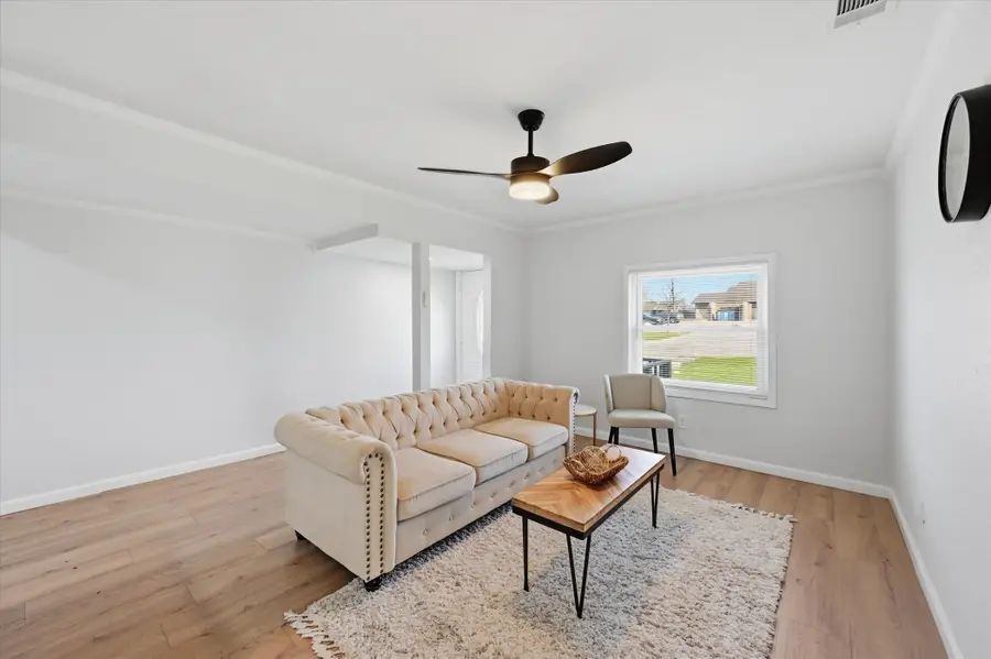 330 W Vinyard Road, Duncanville, TX 75137 - #3