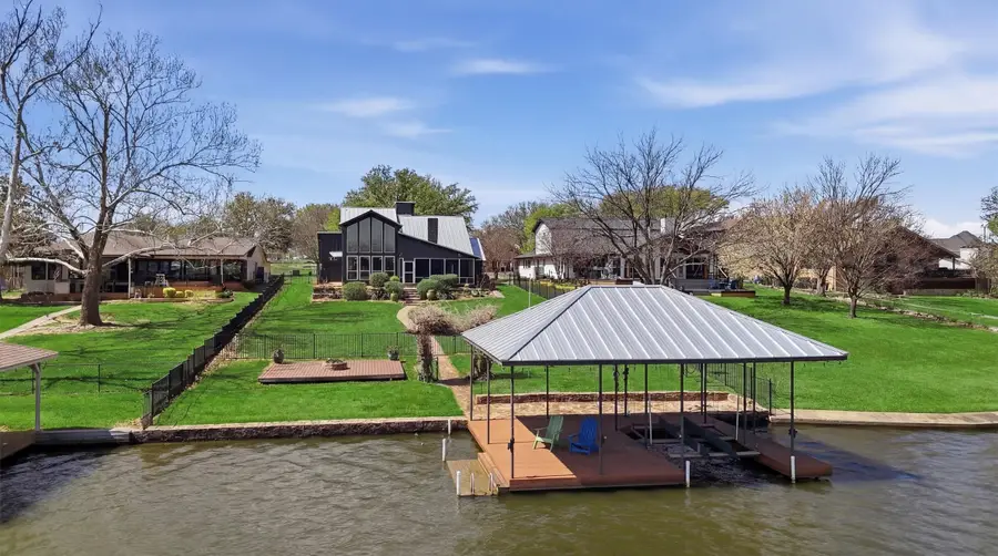 519 Kiowa Drive W, Gainesville, TX 76240 - #3