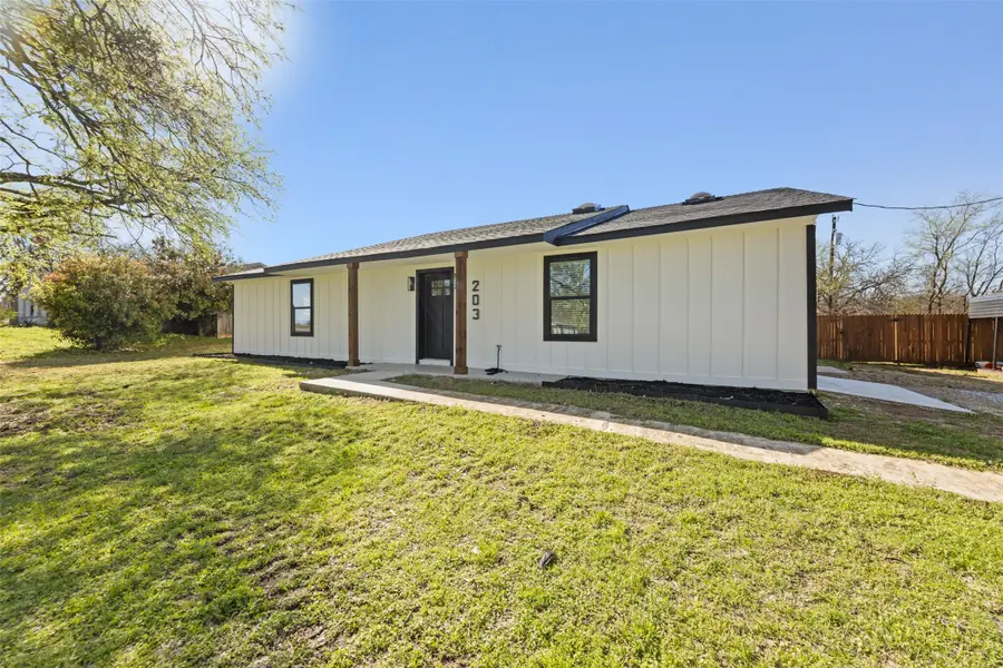 203 Red Bird Court, Burleson Joshua, TX 76058 - #2