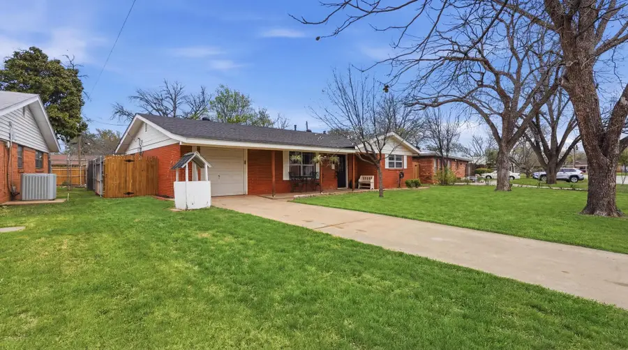 755 Crestwood Drive, Abilene, TX 79603 - #2