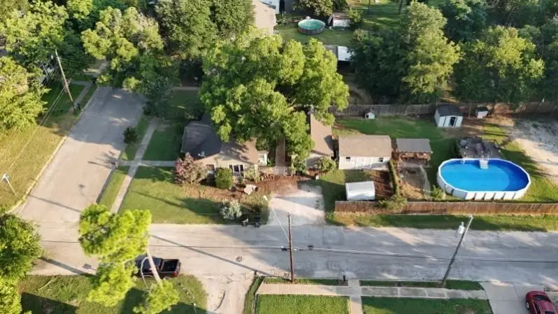 104 Dixon Street, Cleburne, TX 76033 - #2