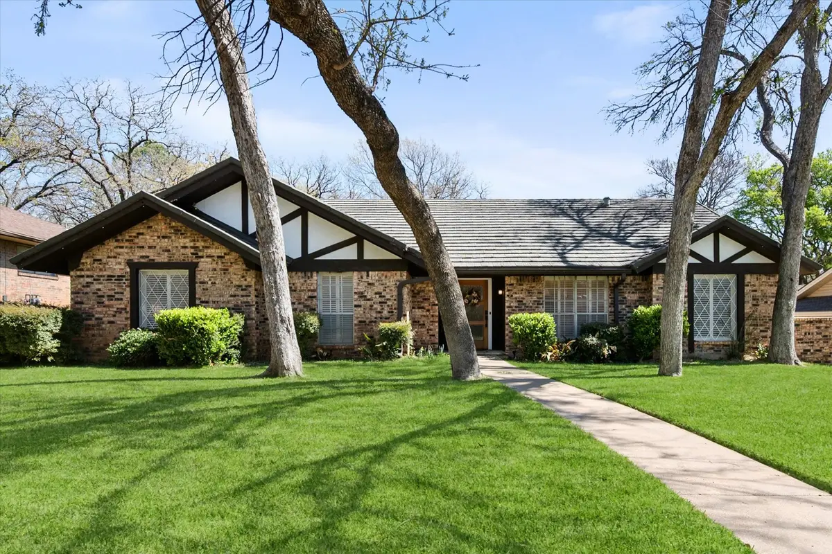 1809 Hillvalley Drive, Arlington, TX 76013 - #1