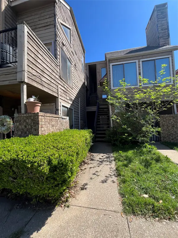 9811 Walnut Street #201, Dallas, TX 75243