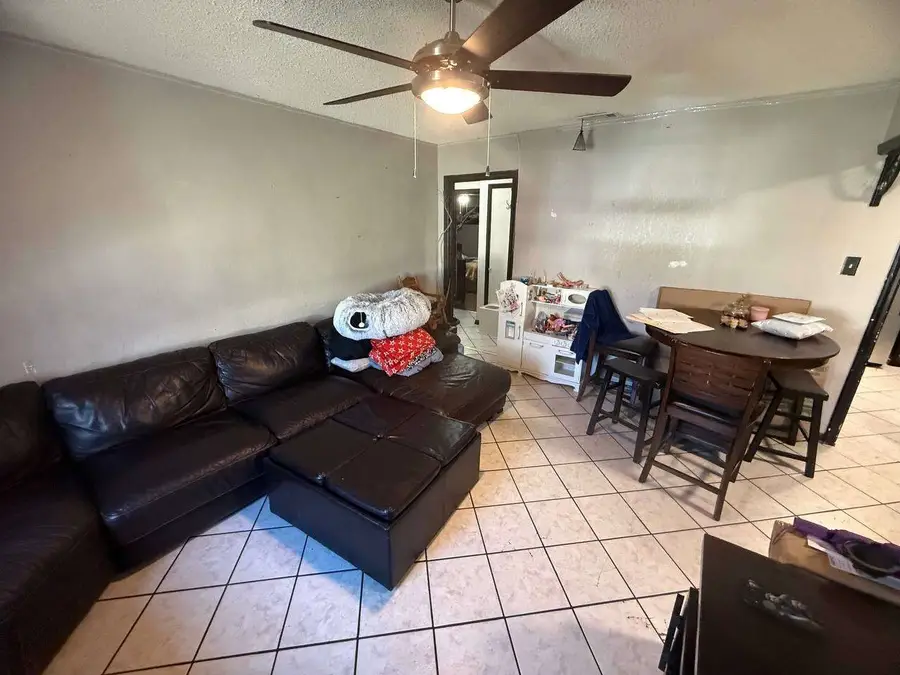 914 Tamara Lane, Grand Prairie, TX 75051 - #2