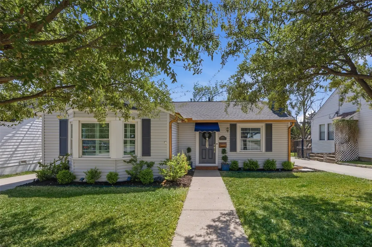 3805 Linden Avenue, Fort Worth, TX 76107 - #1