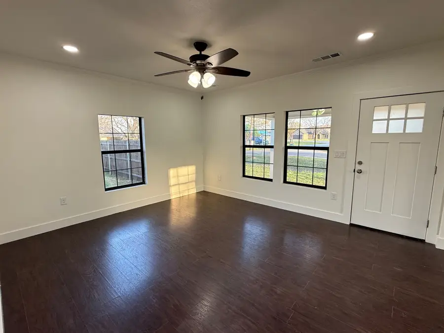 250 Cosey Street, Palmer, TX 75152 - #3