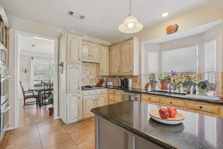 1825 Sandalwood Lane, Grapevine, TX 76051 - #3