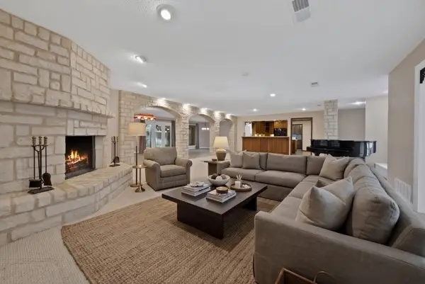 1008 Loch Lomond Drive, Arlington, TX 76012 - #3