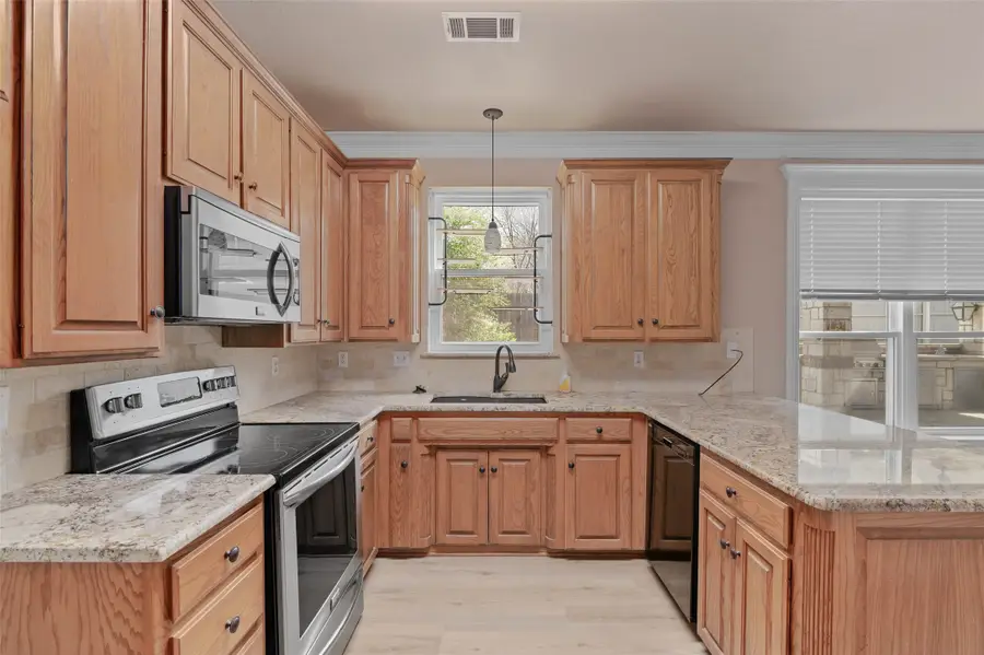 500 Quail Cove Court, Hurst, TX 76054 - #2