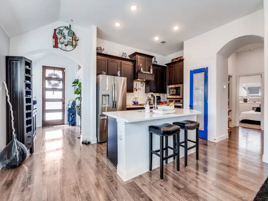 303 W Milas Lane, Glenn Heights, TX 75154 - #2