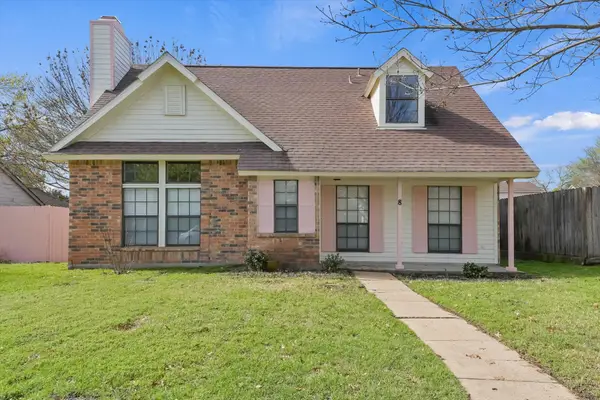 8 Hawthorne Circle, Allen, TX 75002