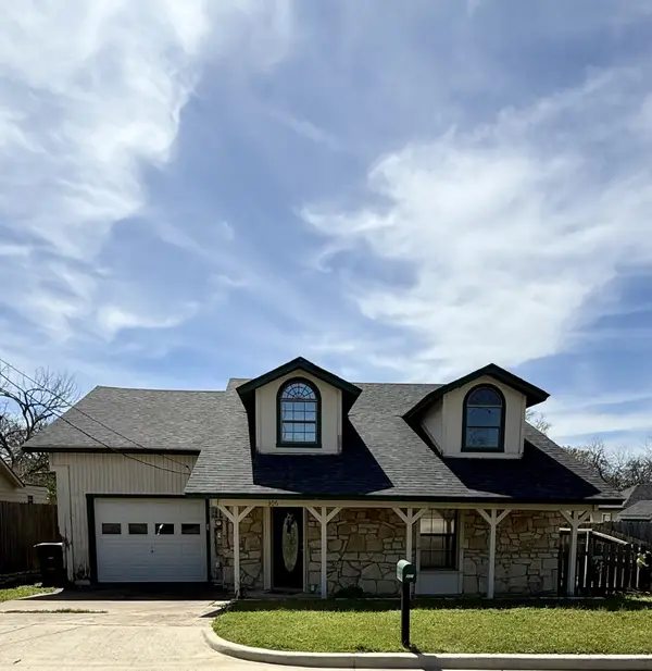306 Edna Street, Weatherford, TX 76086