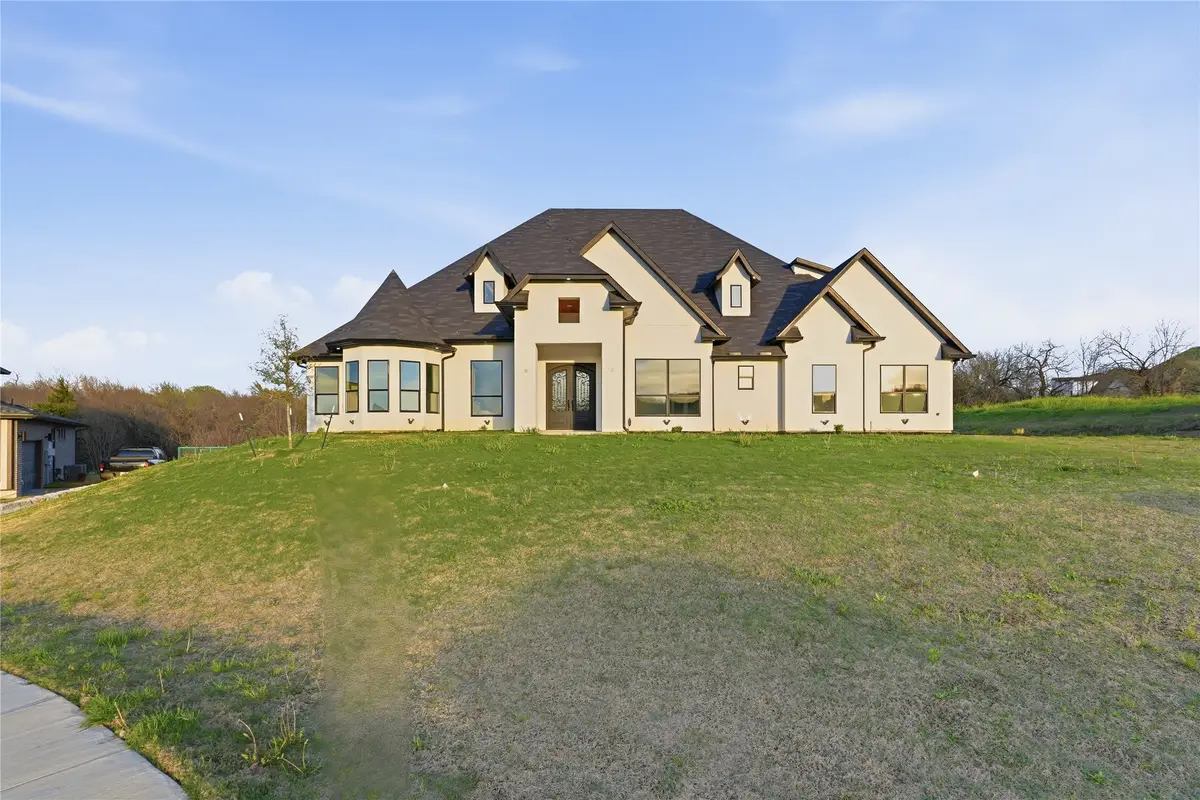 1107 Lily Court, Grand Prairie, TX 75104 - #1