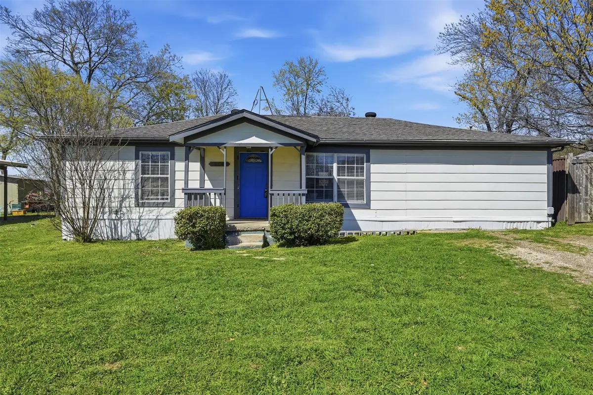 308 W Lamm Street, Blue Ridge, TX 75424 - #1