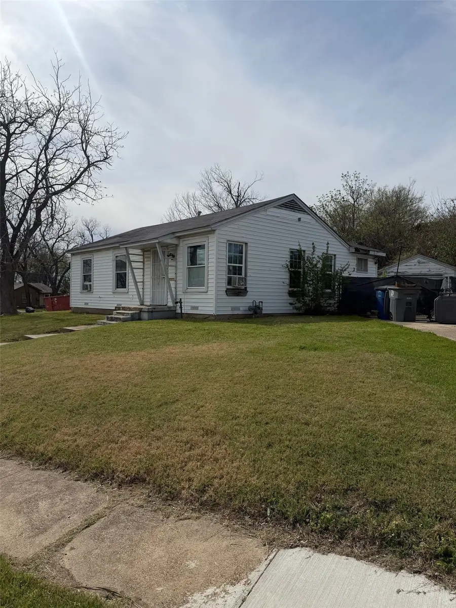 2033 Redman Circle, Dallas, TX 75223 - #2