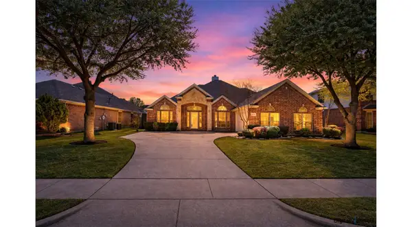 2839 Kate Lane, Grand Prairie, TX 75052