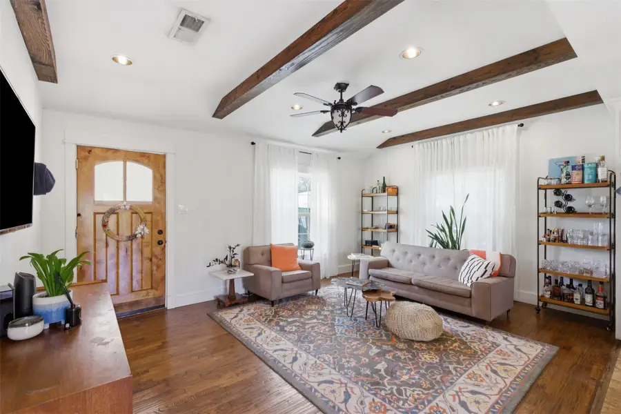 117 W Avenue E, Garland, TX 75040 - #3