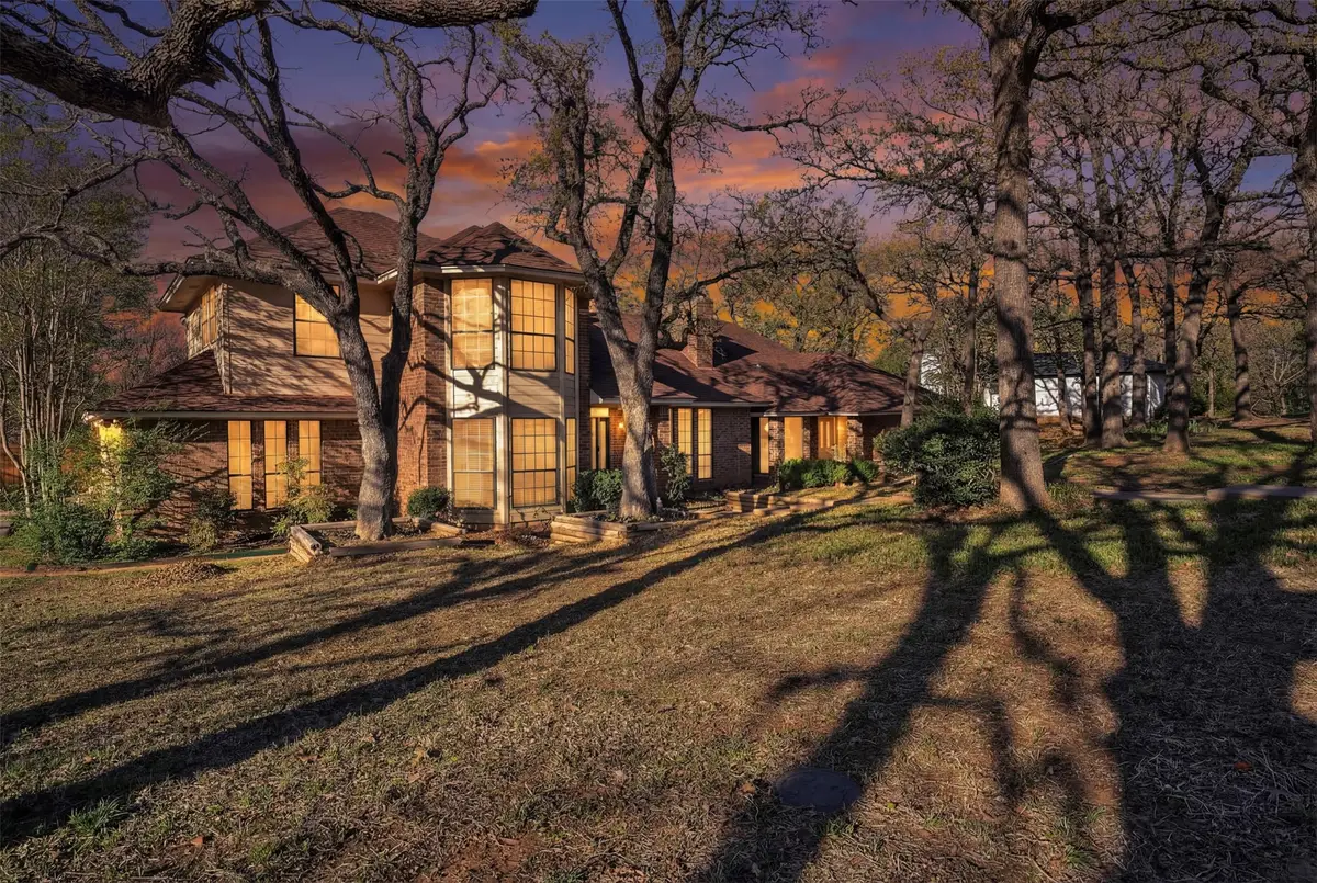 205 William Wallace Drive, Burleson, TX 76028 - #1