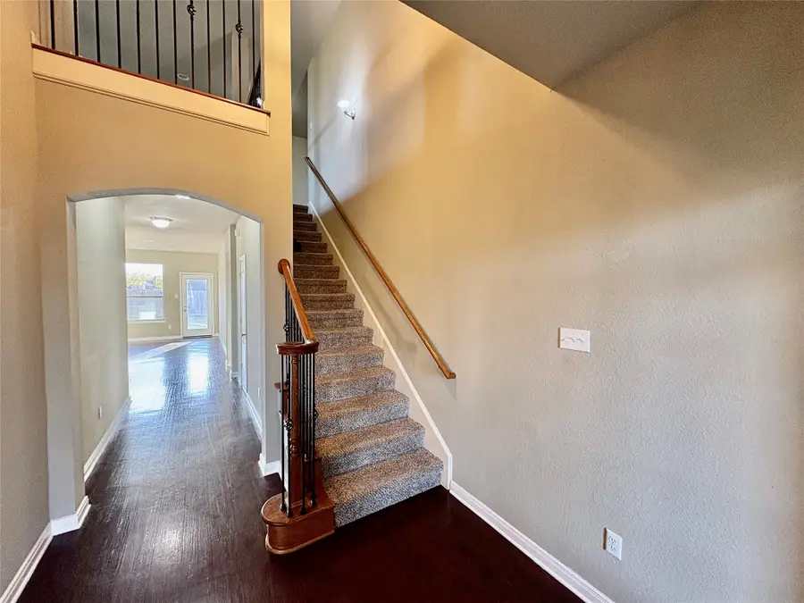 10800 Aurora Drive, Waco, TX 76708 - #3