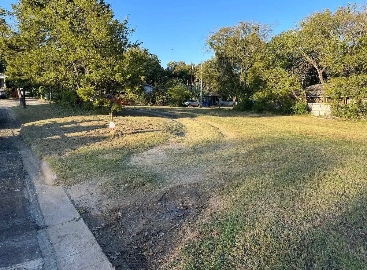 1116 E Epstein Street, Sherman, TX 75090 - #1