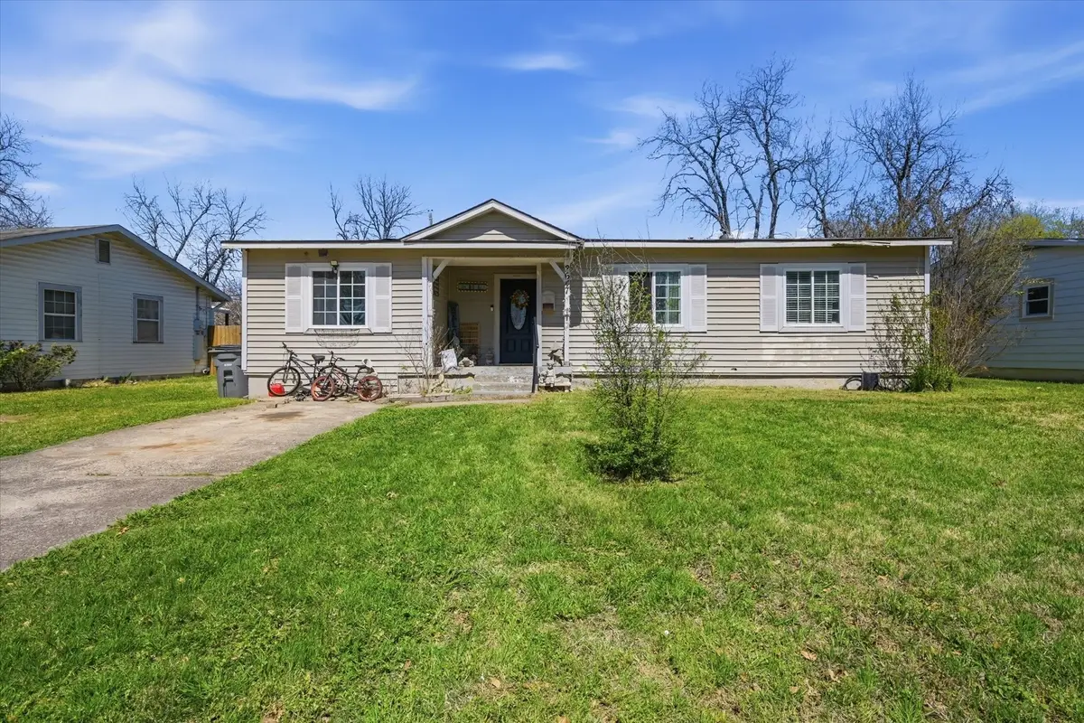 2647 Hearthstone Drive, Farmers Branch, TX 75234 - #1