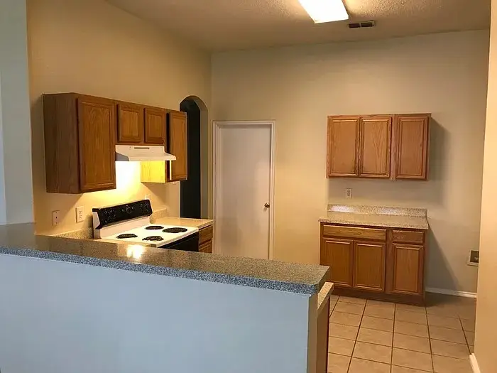 516 Ashdale Drive, Fort Worth, TX 76140 - #3