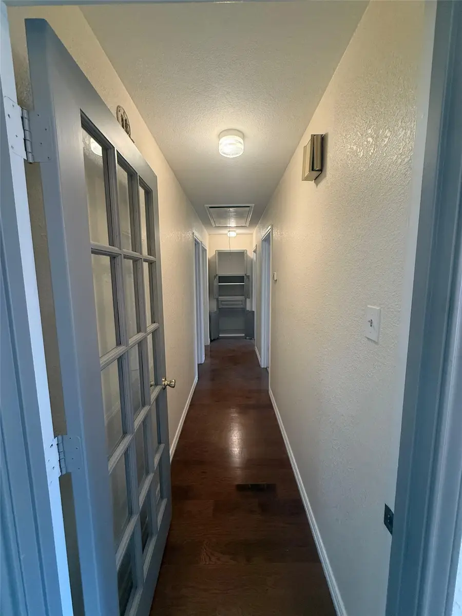 1009 Village Wood Court, Arlington, TX 76012 - #2