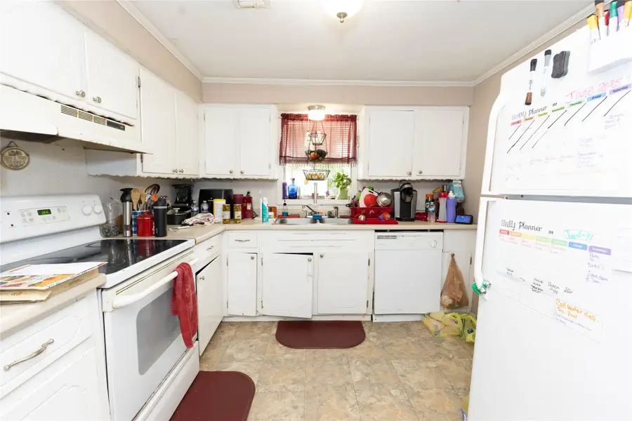 1003 Brooks, New Boston, TX 75570 - #3