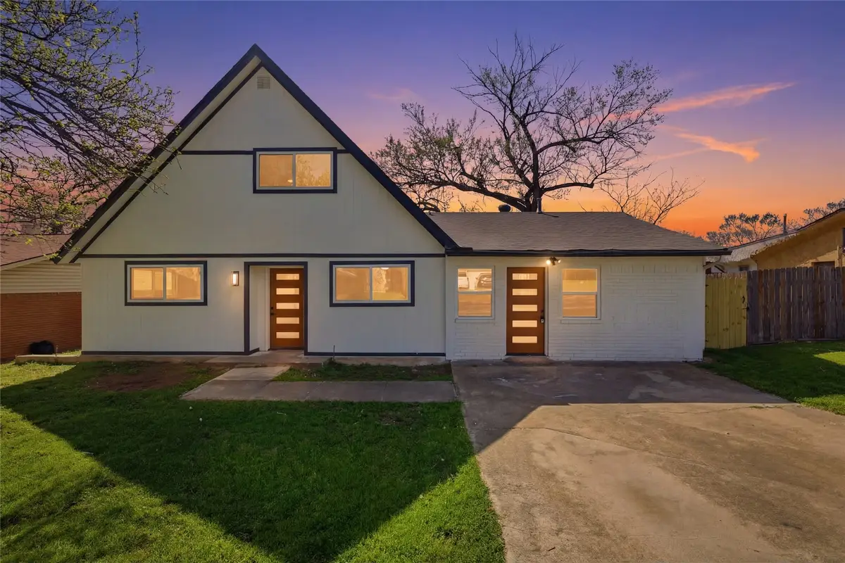 661 Oak Drive, Hurst, TX 76053 - #1