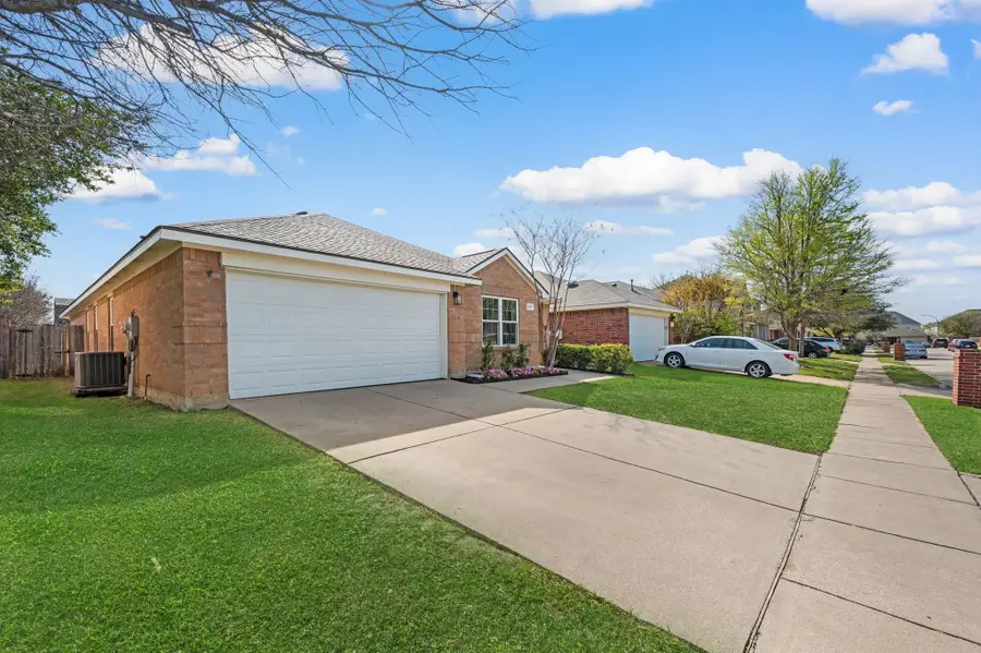 8136 Fleetwing Trail, Fort Worth, TX 76131 - #2