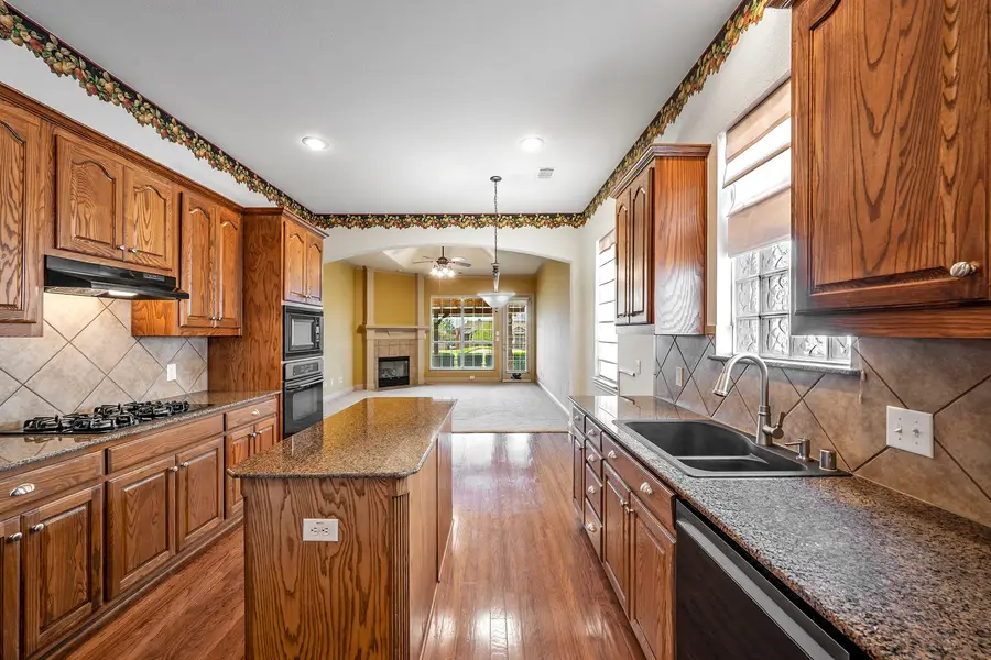 2112 Stone Creek Drive, McKinney, TX 75072 - #3