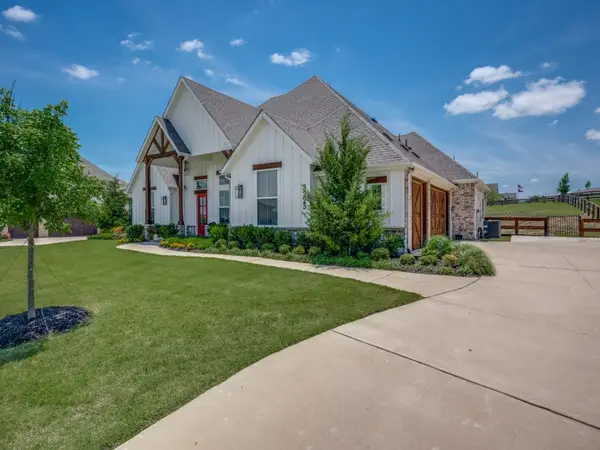 3225 Dovehill Drive, Northlake, TX 76247