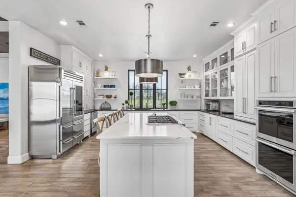 1075 Driftwood Ranch Trail, Weatherford, TX 76087